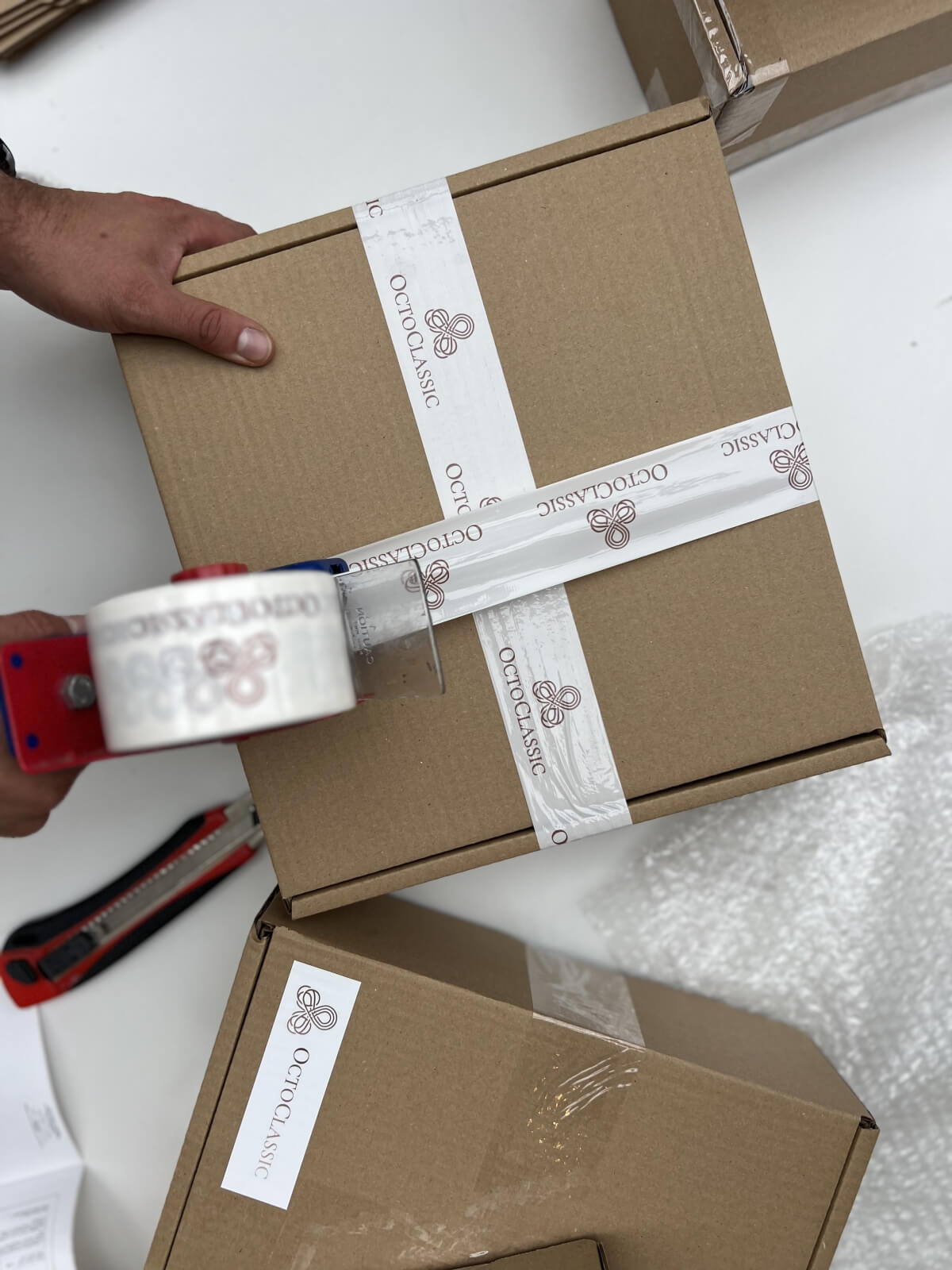 100% orders delivered to 100+ countries