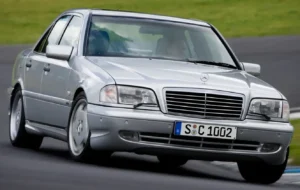 Mercedes W202
