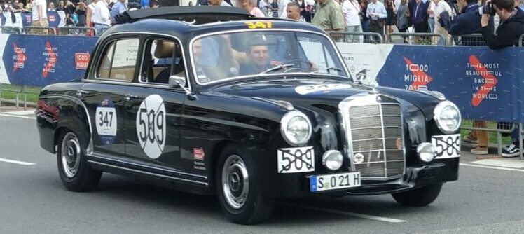 Racing History of the iconic Mercedes-Benz W180 220S ‘Ponton’: Remarkable performance and power